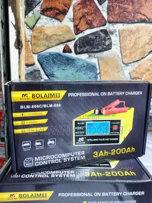 Bolaimei Smart Trickle Battery Charger and Maintainer