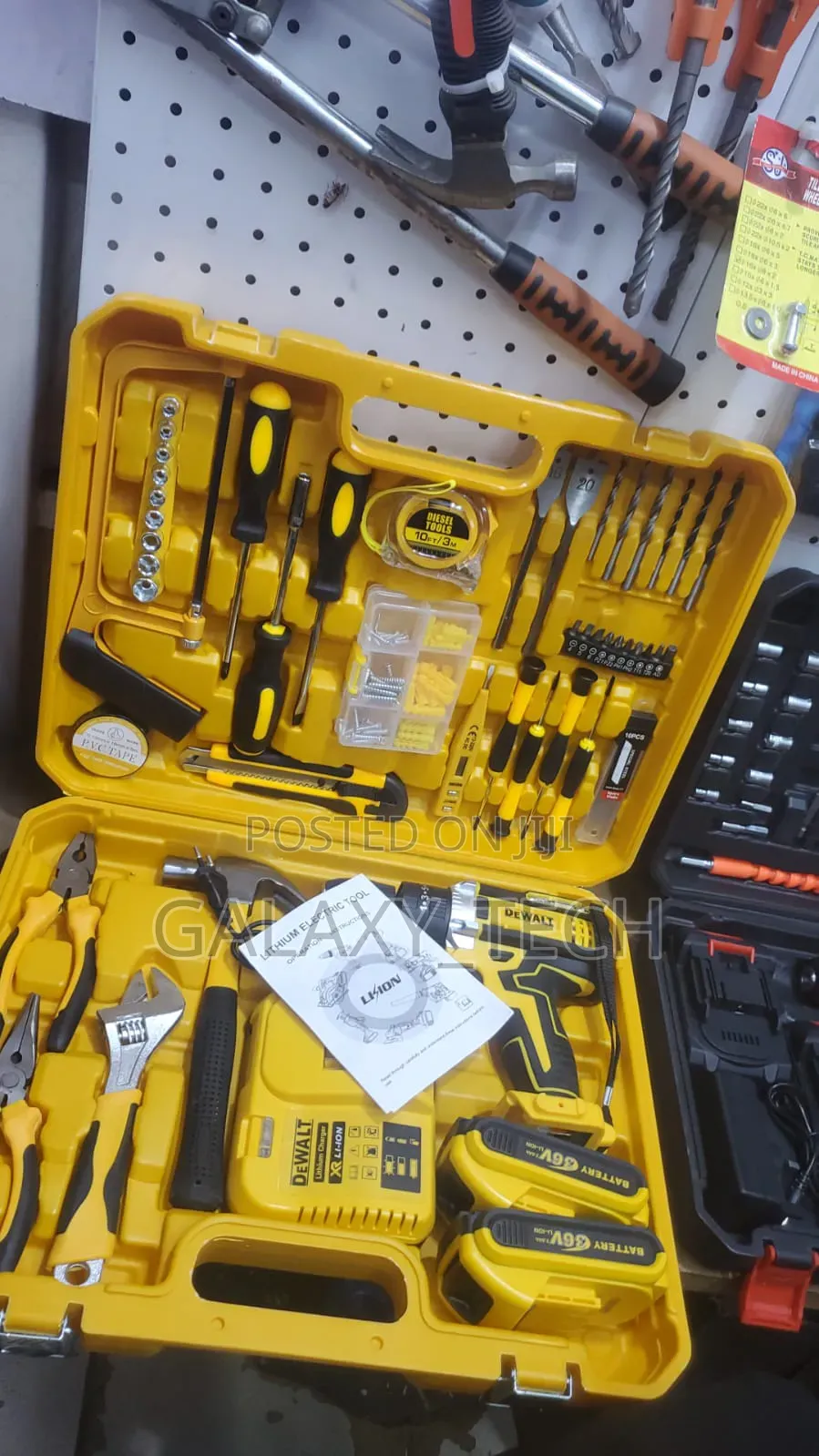 Cordless Lithium Drill - 36v Tool Kit