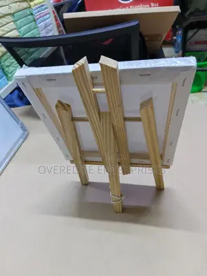 Mini Canvas With Tripod Stand