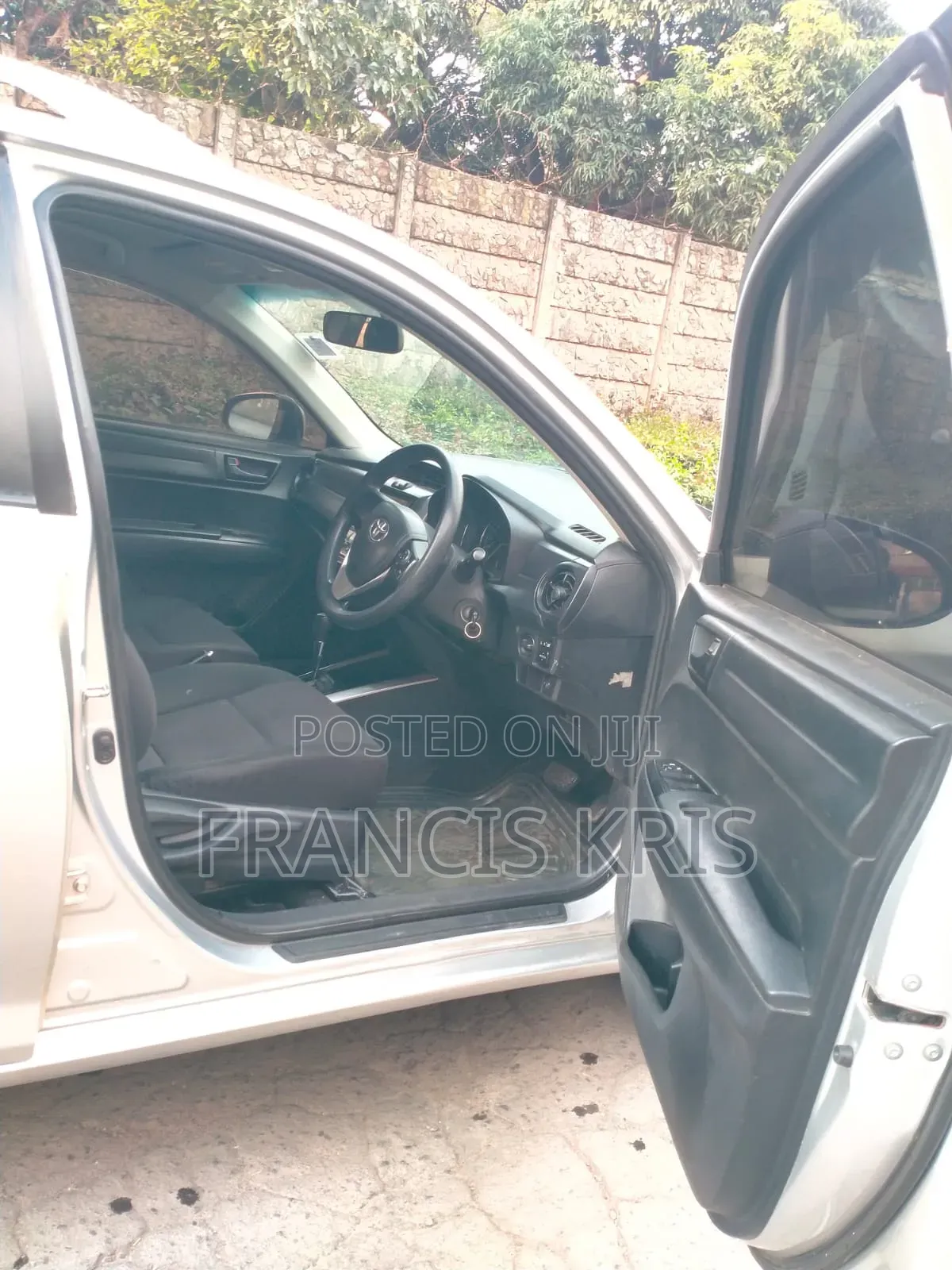 Toyota Corolla Fielder 2016 Silver