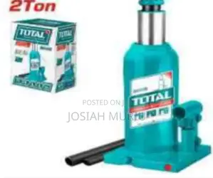 Total 2 Ton Hydraulic Bottle Jack