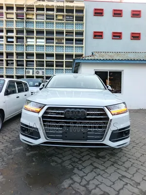 Audi Q7 45 SE Premium AWD quattro 2019 White 