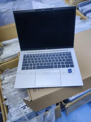 Laptop HP EliteBook 840 G10 16GB Intel Core i7 SSD 512GB