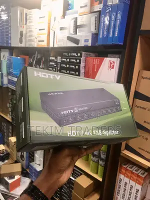 1x8 At 60hz Hdmi Splitter 18gbps With Edid And Hdcp 2.2