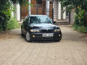 BMW 318i 2004 Black