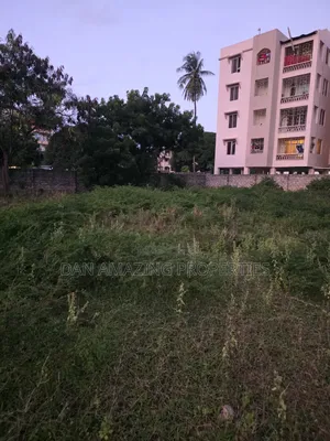 1/4 Acre Mtwapa for Sale Fully Fenced With Perimeter Wall Merry Villa