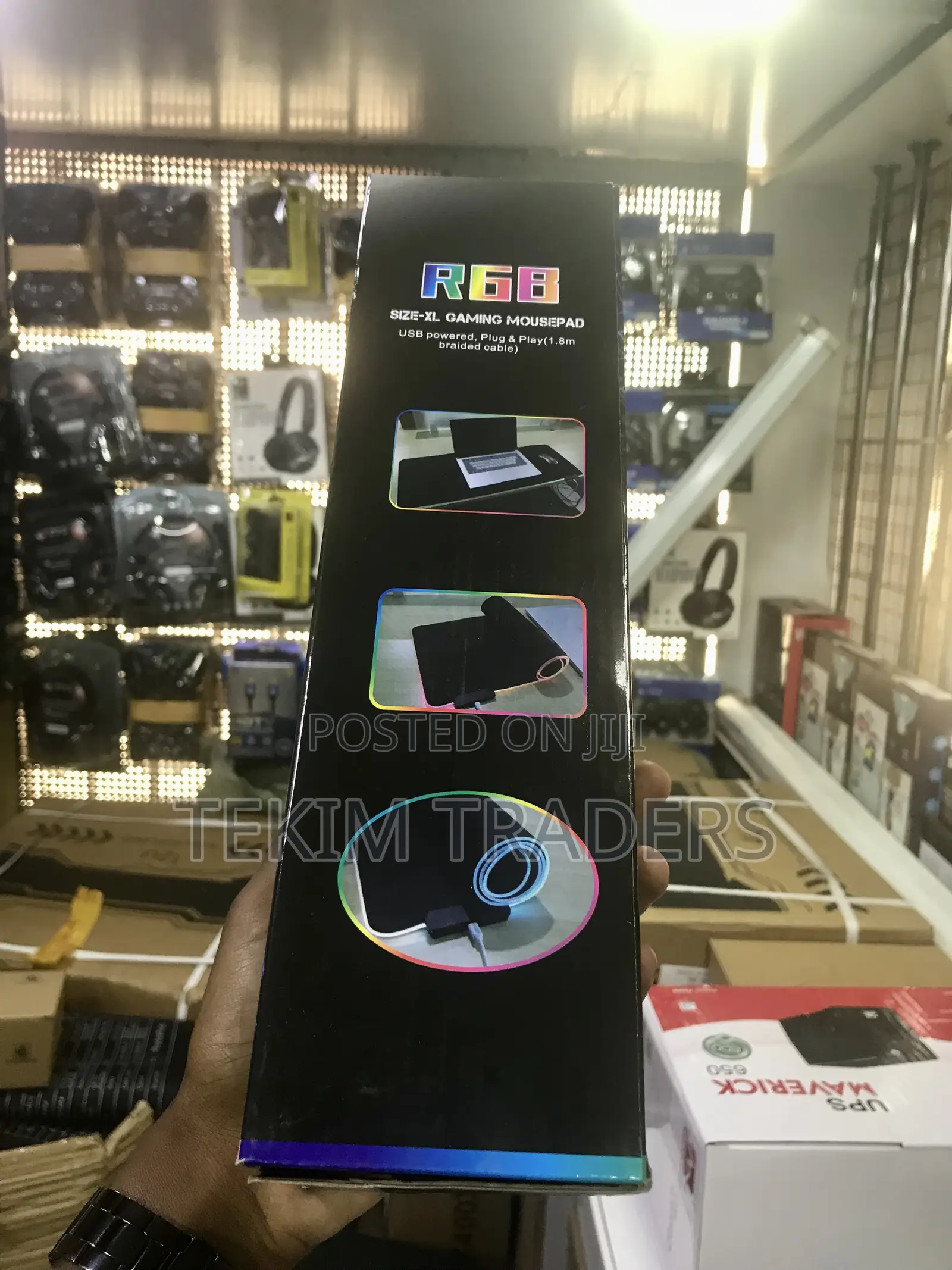 RGB Xl Gaming Mousepad 14 Modes Usb Plug Play 1.8m Braided Cable