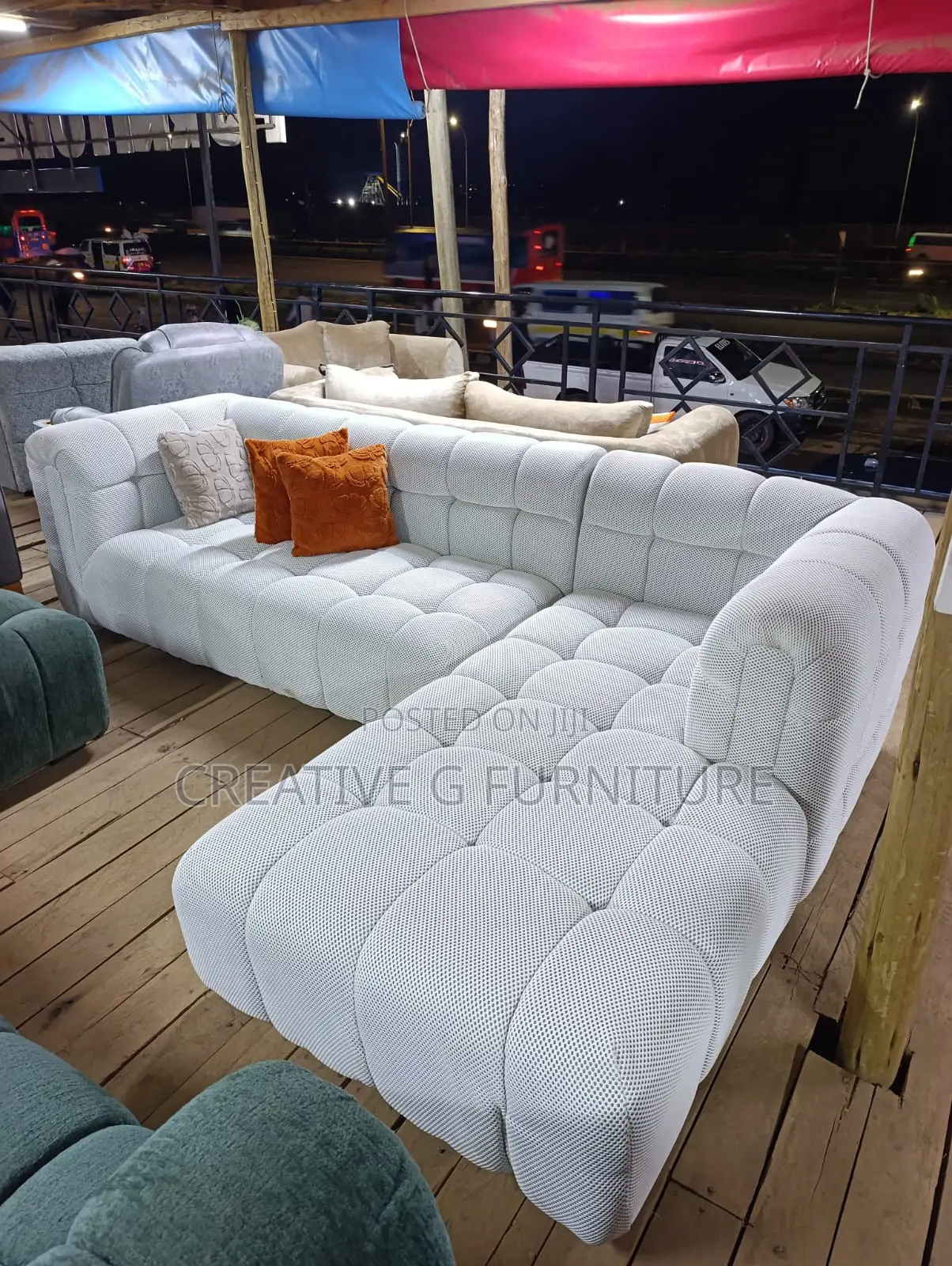7-Seater L-Shaped White Bubble Sofa