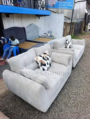 5-Seater Butterfly Sofa Set Beige
