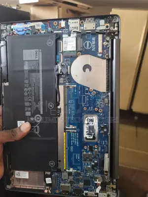 Dell Latitude 7300