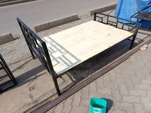 Metallic Bed for Sell 4by6