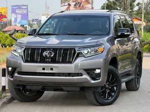Toyota Land Cruiser Prado 2022 Gray