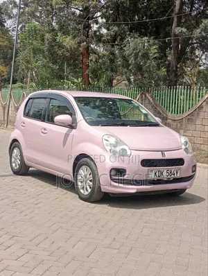 Toyota Passo 2015 Pink