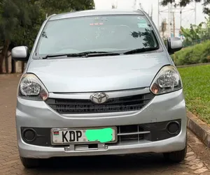 Toyota Pixis 2016 Silver