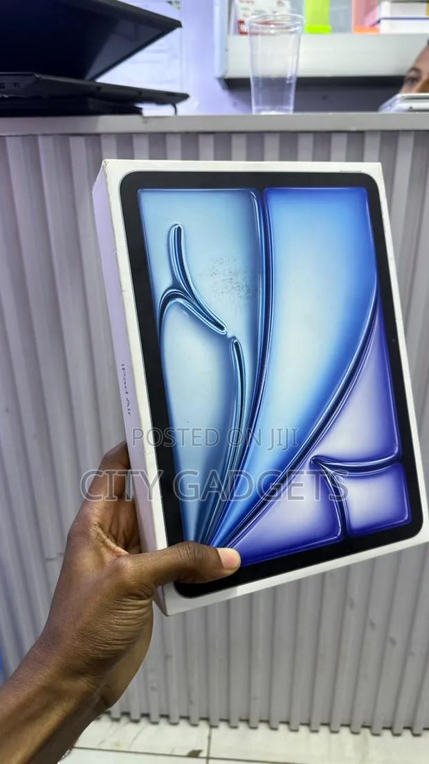 New Apple iPad mini Wi-Fi + Cellular 128 GB