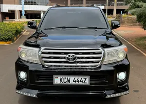Toyota Land Cruiser 2012 Black