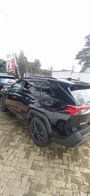 Toyota RAV4 Hybrid 2019 Black