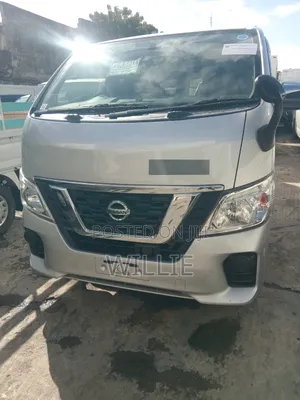 Nissan Caravan (Urvan) 2019 Silver