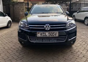 Volkswagen Touareg 2013 Black