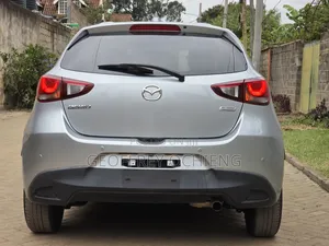 Mazda Demio 2019 Silver