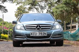 Mercedes-Benz C200 2012 Gray