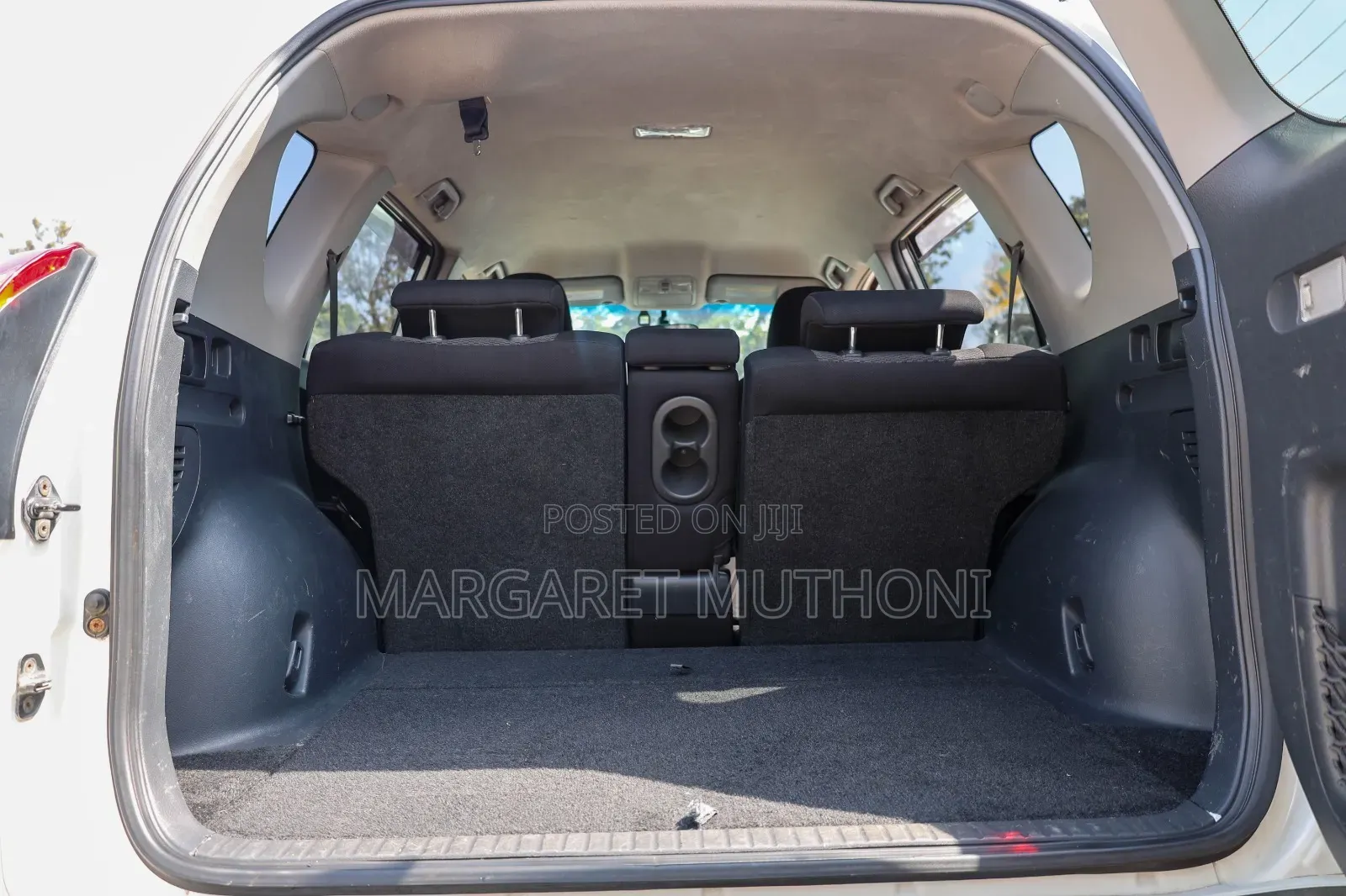 Toyota RAV4 2011 White