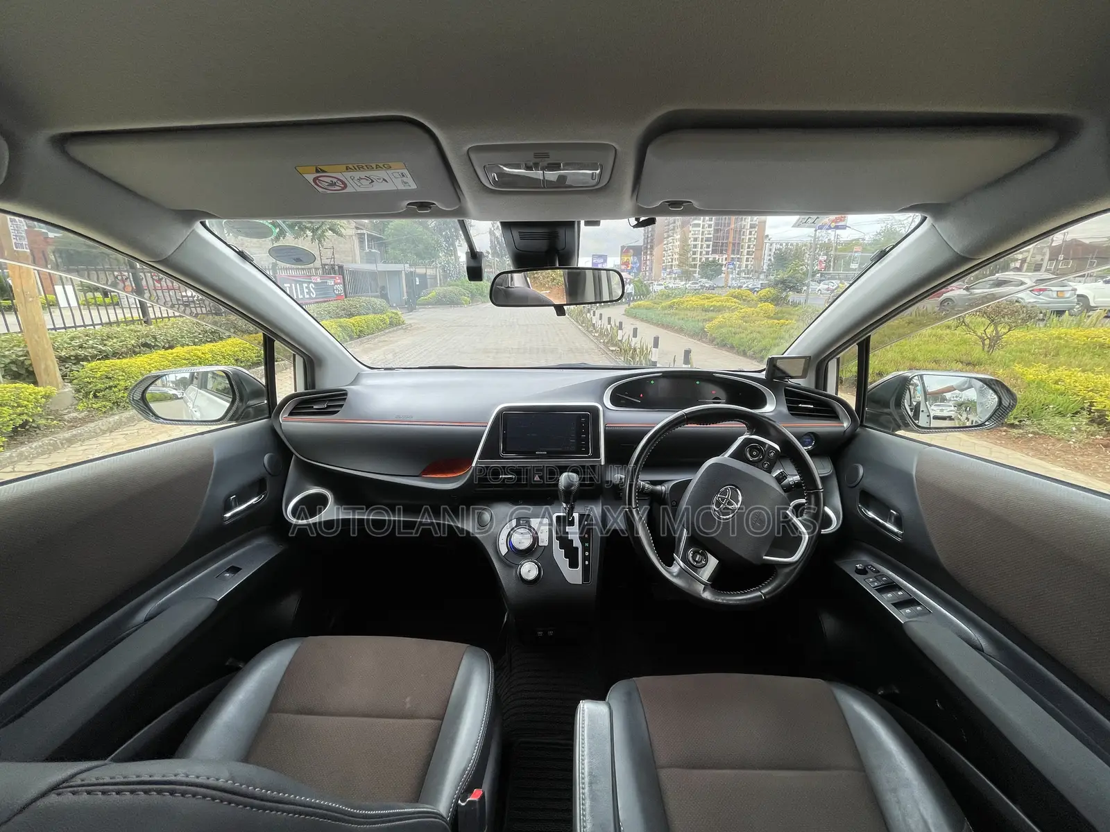 Toyota Sienta 2020 White