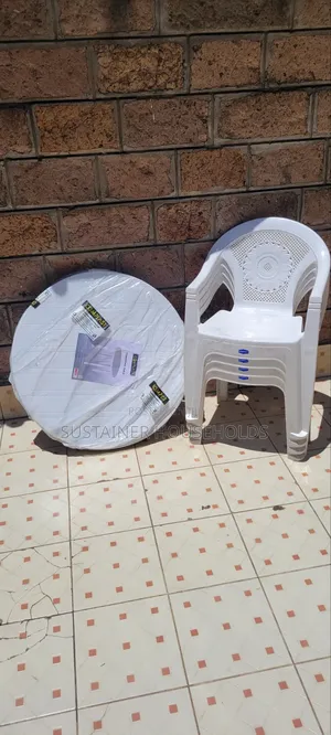 1pc Round Table and 4pcs Arm Plastic Chairs