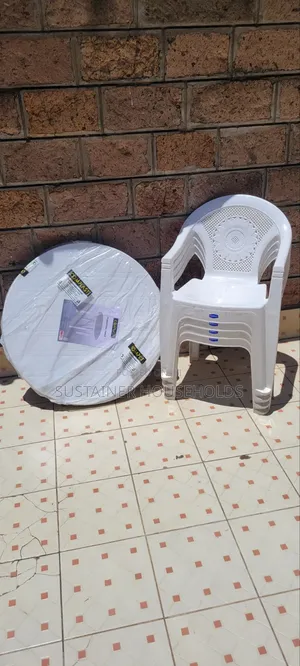 1pc Round Table and 4pcs Arm Plastic Chairs