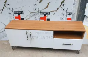 5.5 FTS Box Executive Modern Lamating Tv Stand