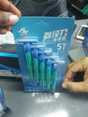 5 Disposable Manual Shaving Razors