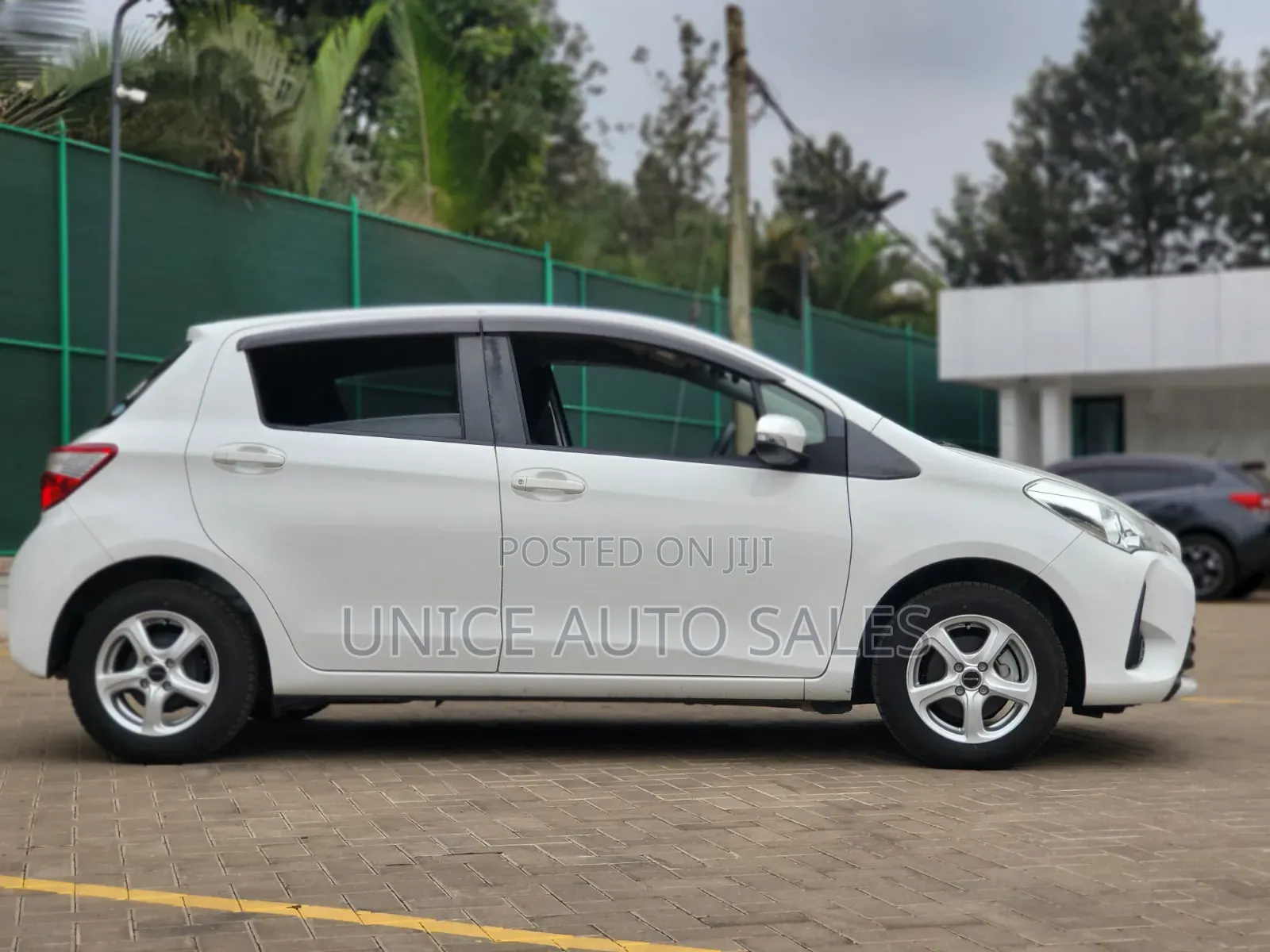 Toyota Vitz 2019 White