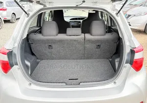 Toyota Vitz 2019 Pearl