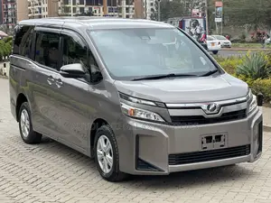 Toyota Voxy 2020 Gold