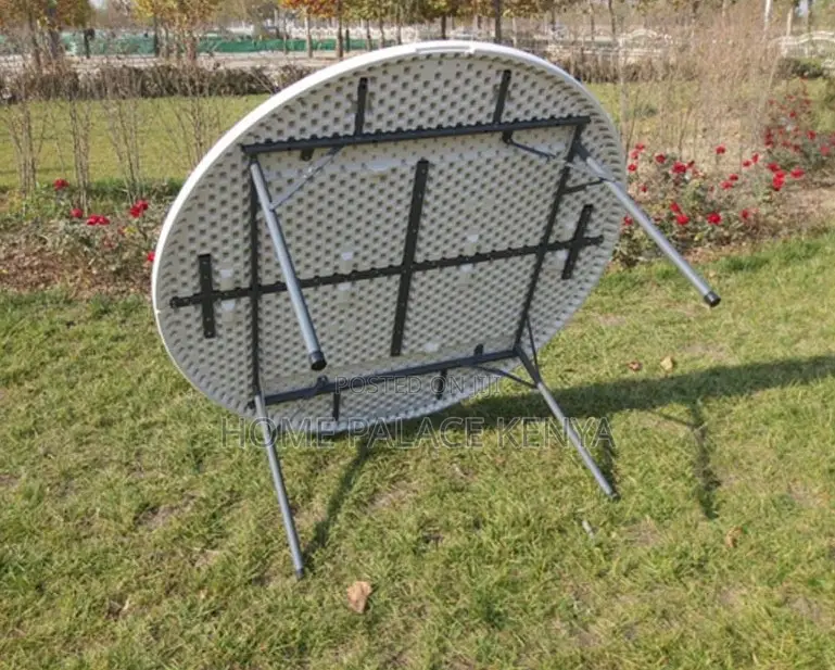 Conference Table: Round Large Capacity Table With Panel Steel Frame