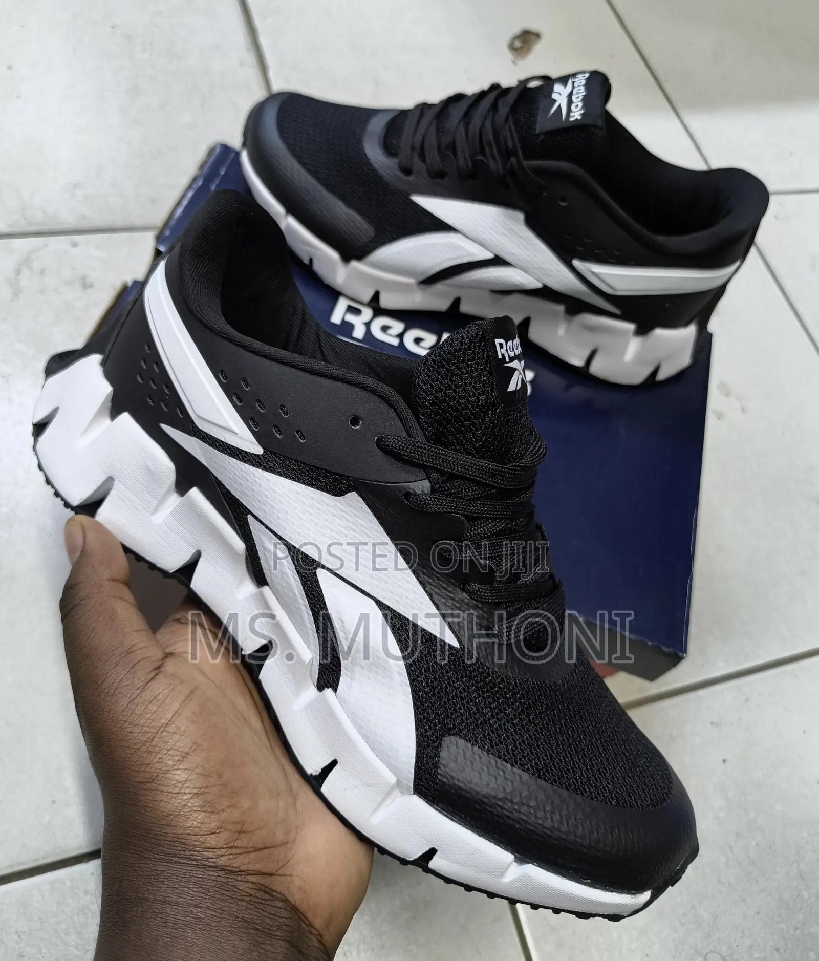 The Reebok Zig Dynamica 2.0 Size 40-450