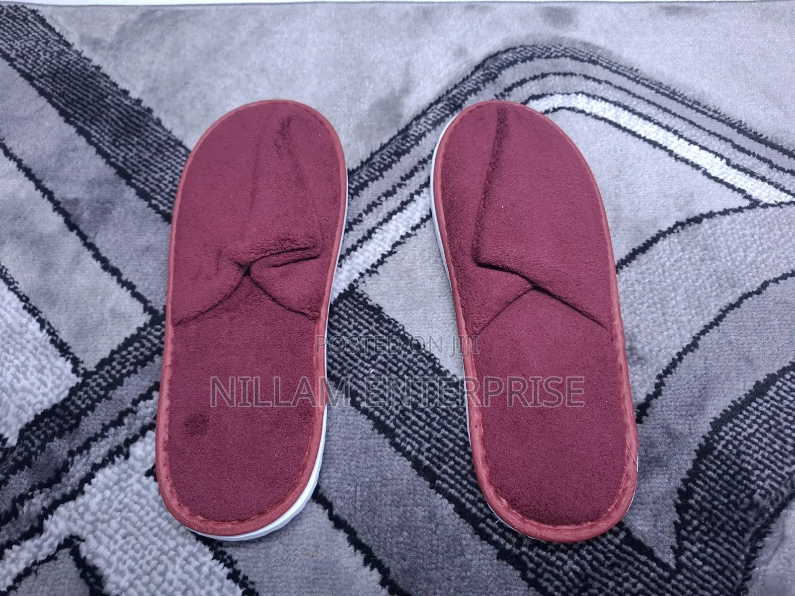 Reusable Indoor Sandals*