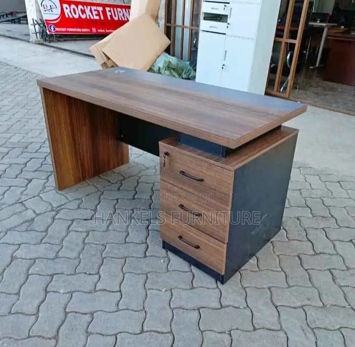 1.4m Durable Office Table