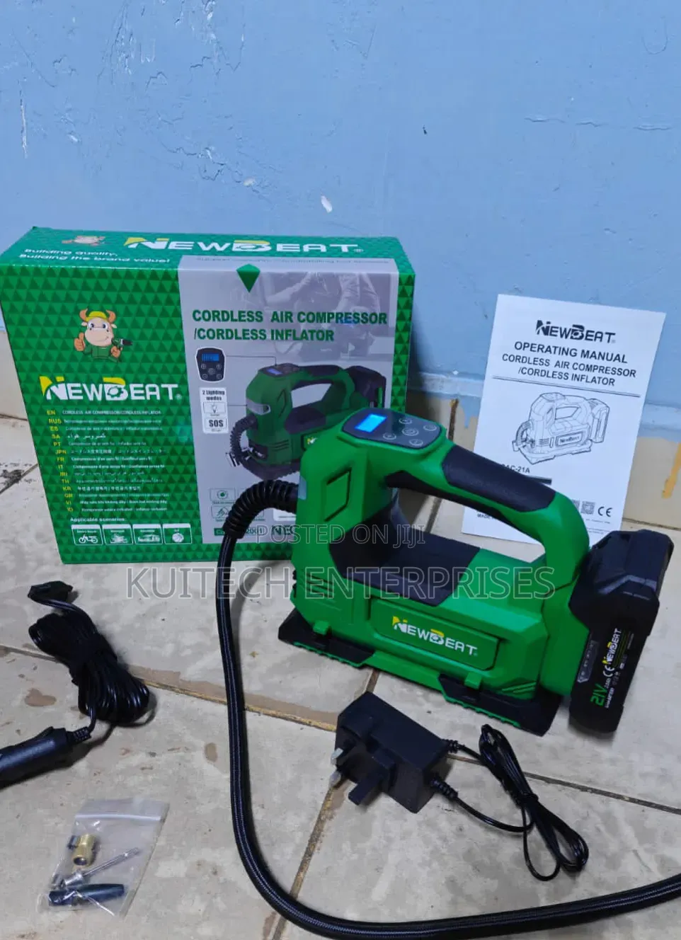 Portable Cordless Air Compressor/ Rechargeable Inflator Machine 120psi