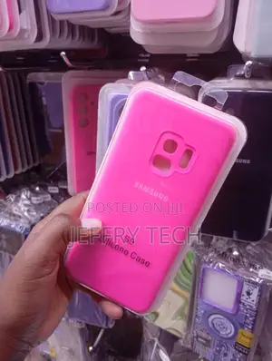 Samsung Galaxy S9 Silicone Case Precise Cutouts for the Rear Camera