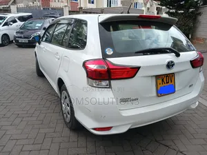Toyota Corolla Fielder 2019 White