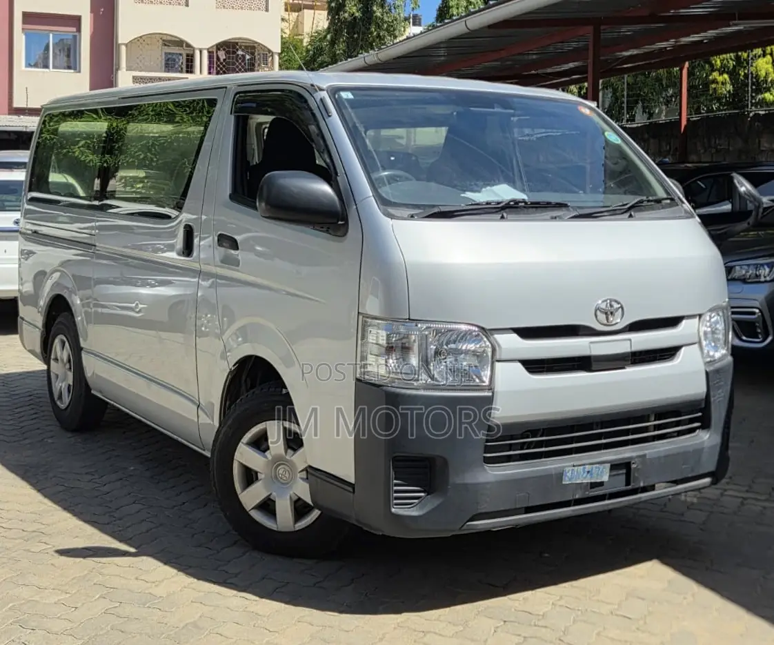 Toyota HiAce 2020 Silver