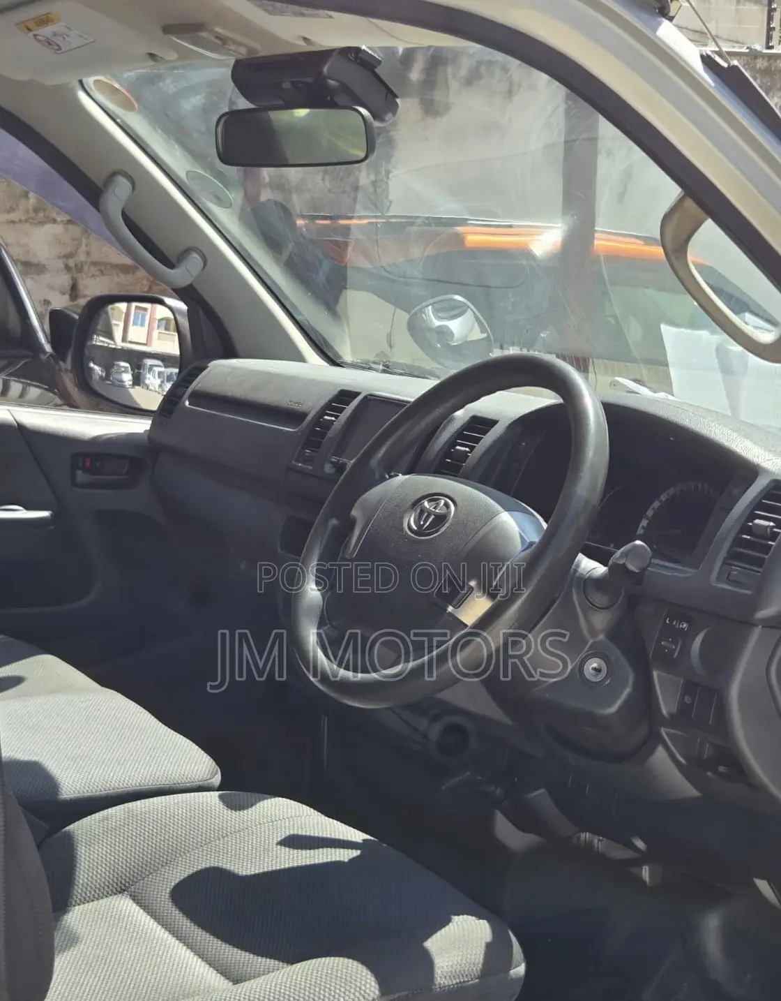 Toyota HiAce 2020 Silver