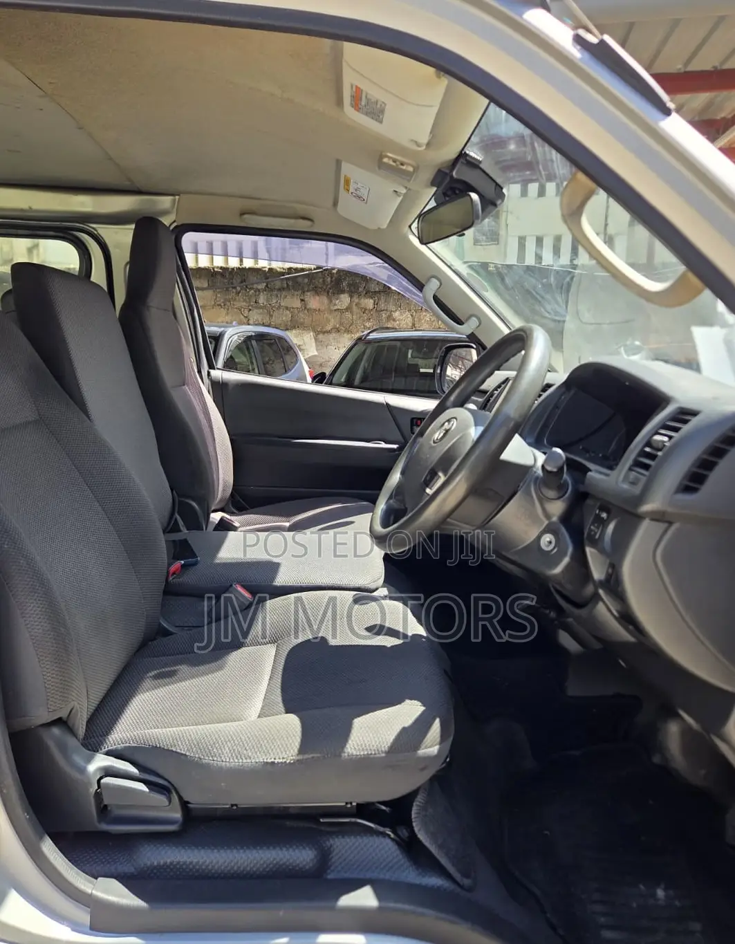 Toyota HiAce 2020 Silver