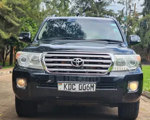 Toyota Land Cruiser 2013 Black