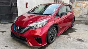 Nissan Note 2019 Red
