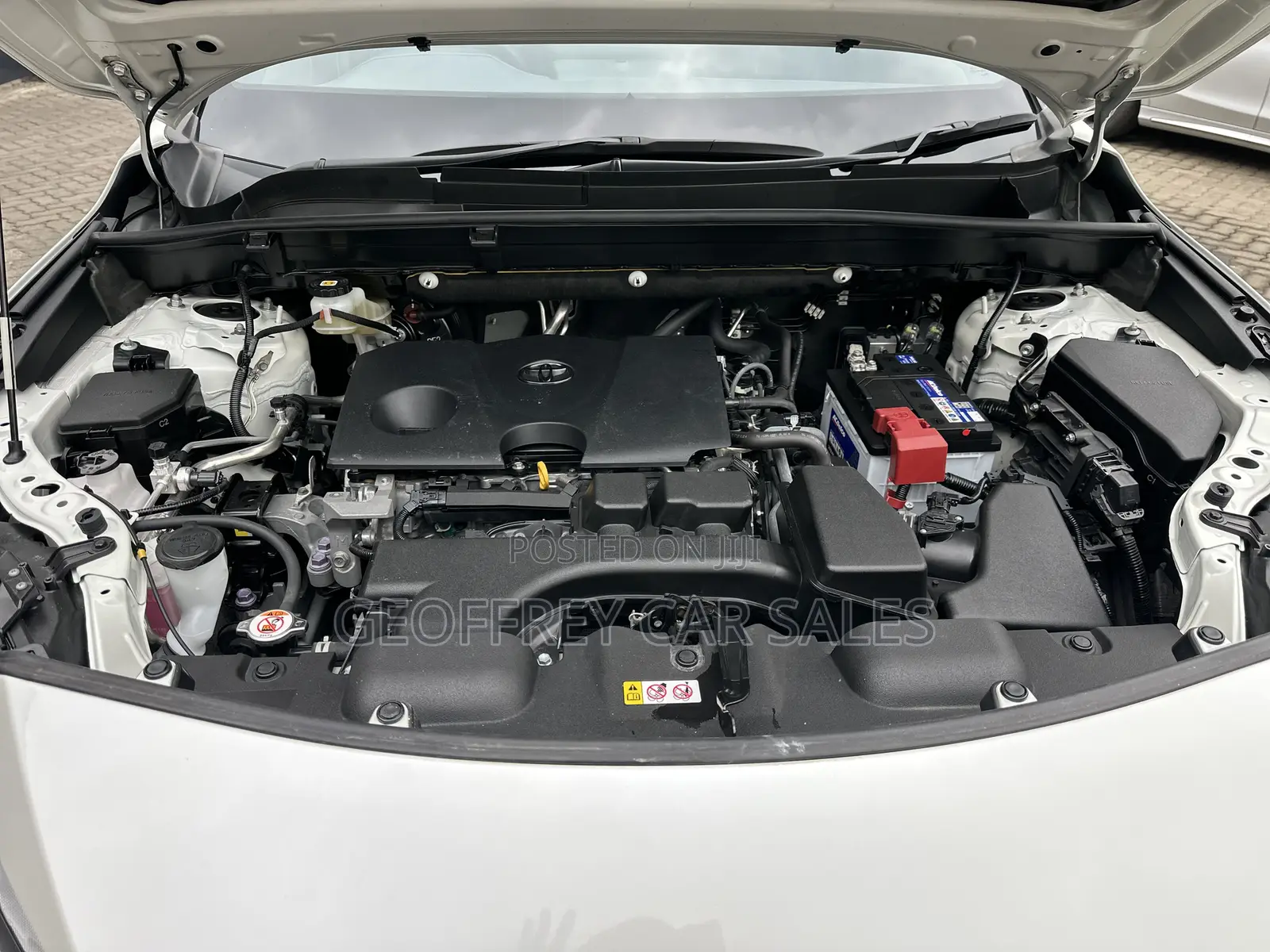 Toyota Harrier 2.0 2020 White