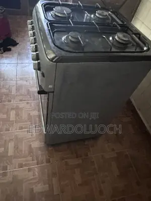 Von Gas Cooker