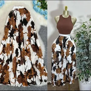 Plitted Flare Skirt