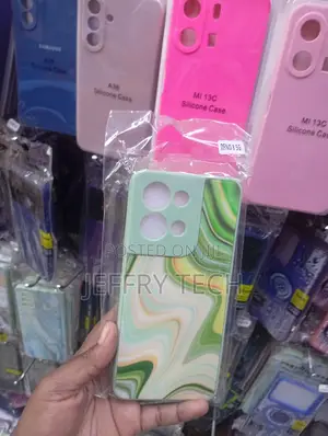 Oppo Reno 8 5g Silicone Case Featuring a Shiny Liquid-Swirl Pattern